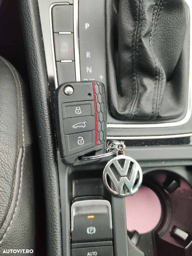 Volkswagen Golf - 15