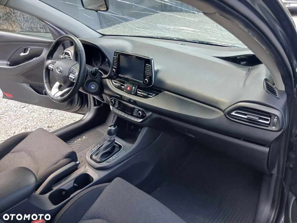 Hyundai i30 1.0 T-GDI Smart DCT - 27