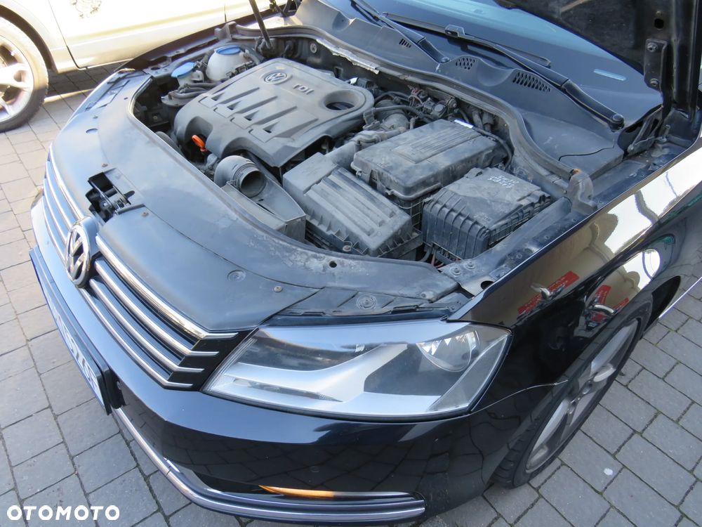 Volkswagen Passat 2.0 TDI Highline DSG - 38