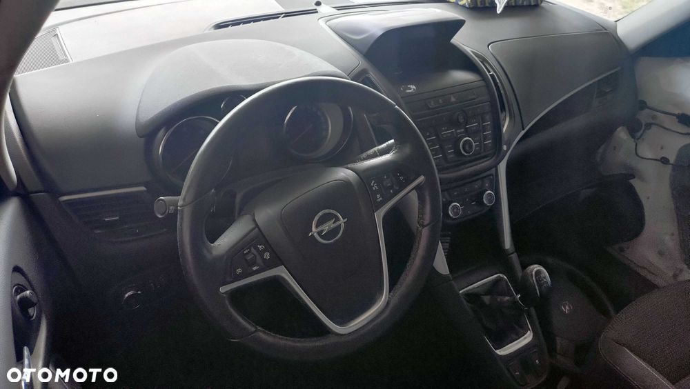 Opel Zafira - 3