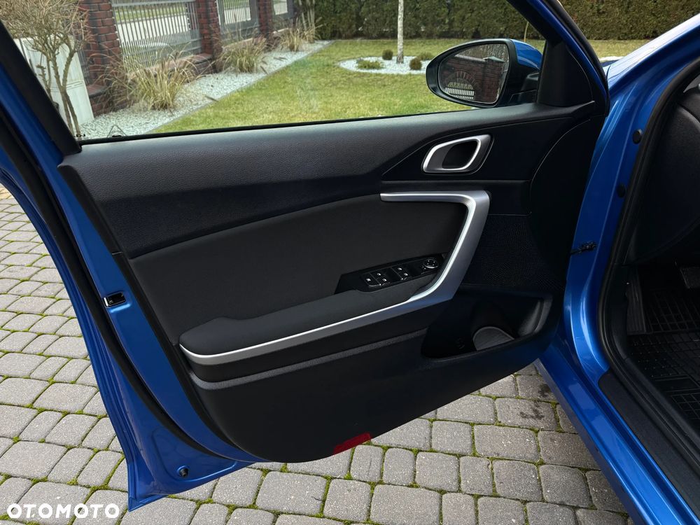 Kia Ceed 1.5 T-GDI M - 21