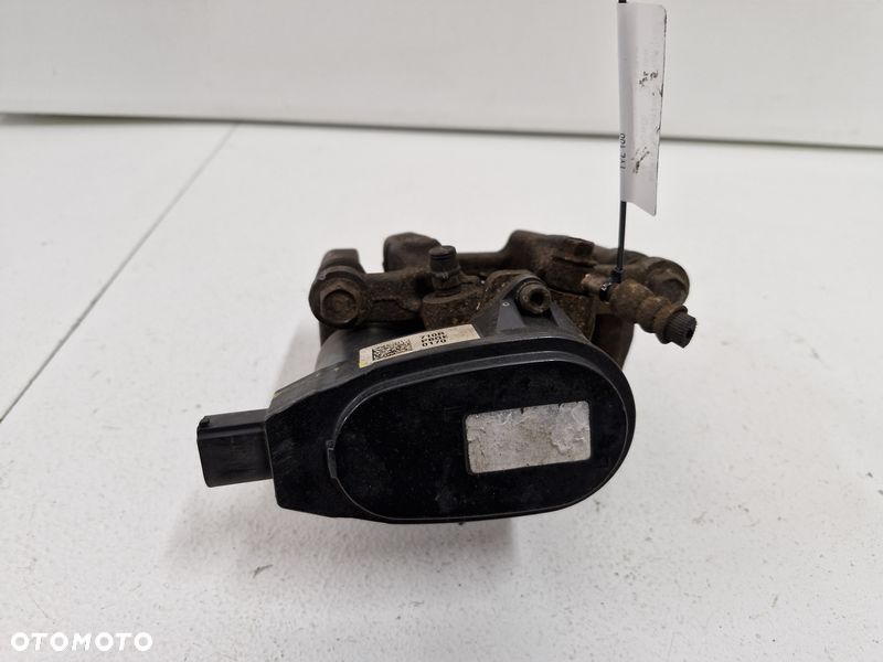 kia sportage iv 4 1.6 crdi zacisk hamulcowy jarzmo elektryczny prawy tył - 3