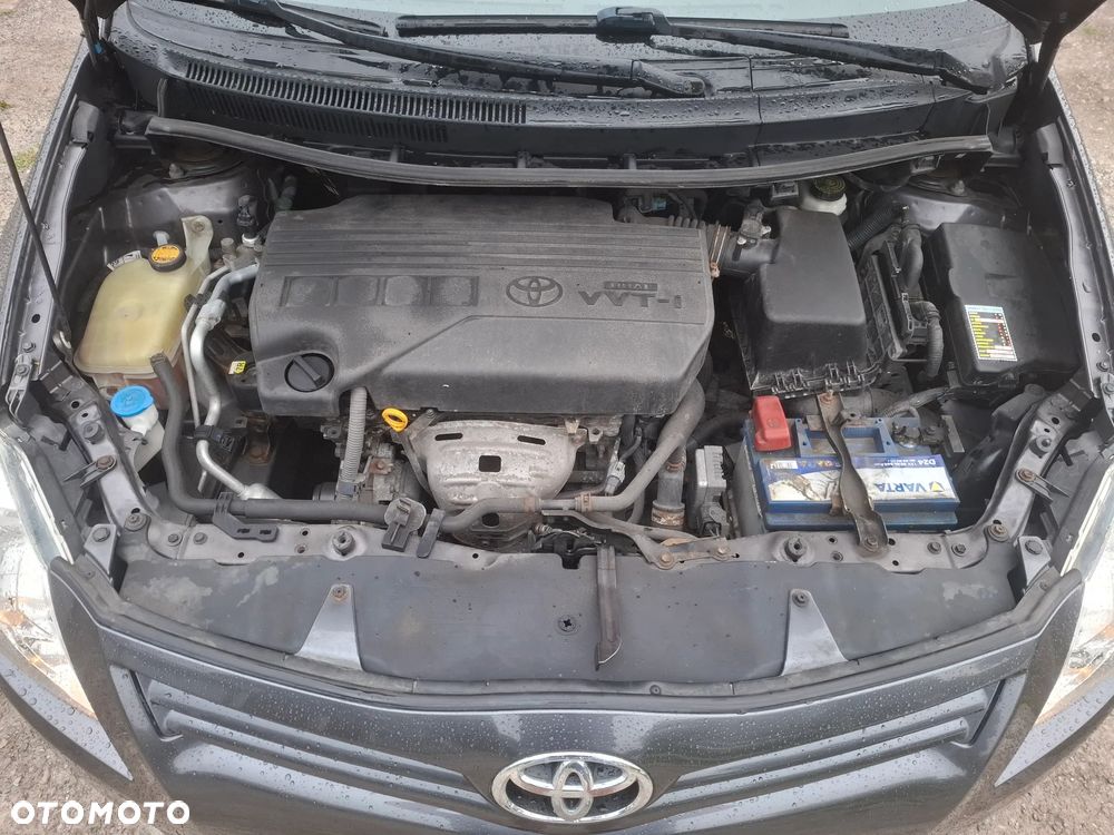 Toyota Auris - 29