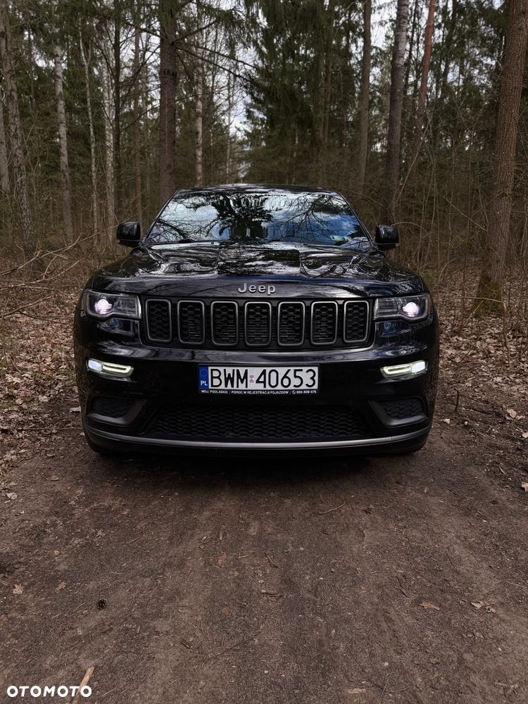 Jeep Grand Cherokee - 15