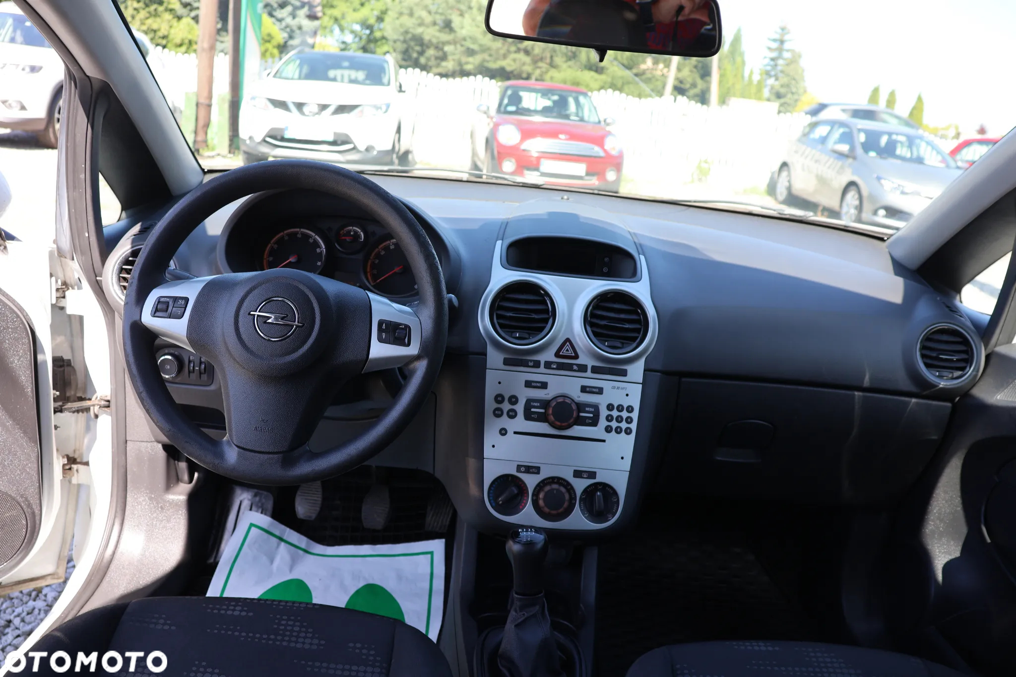 Opel Corsa 1.2 16V Edition / Active - 5
