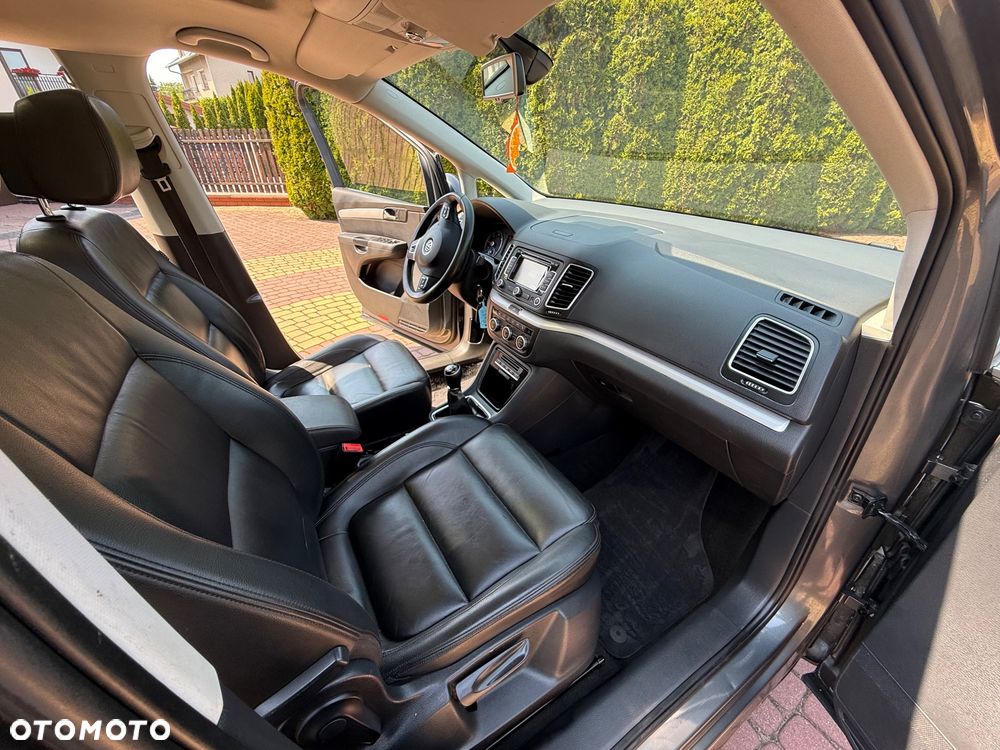 Volkswagen Sharan 2.0 TDI BlueMotion Technology Highline - 22