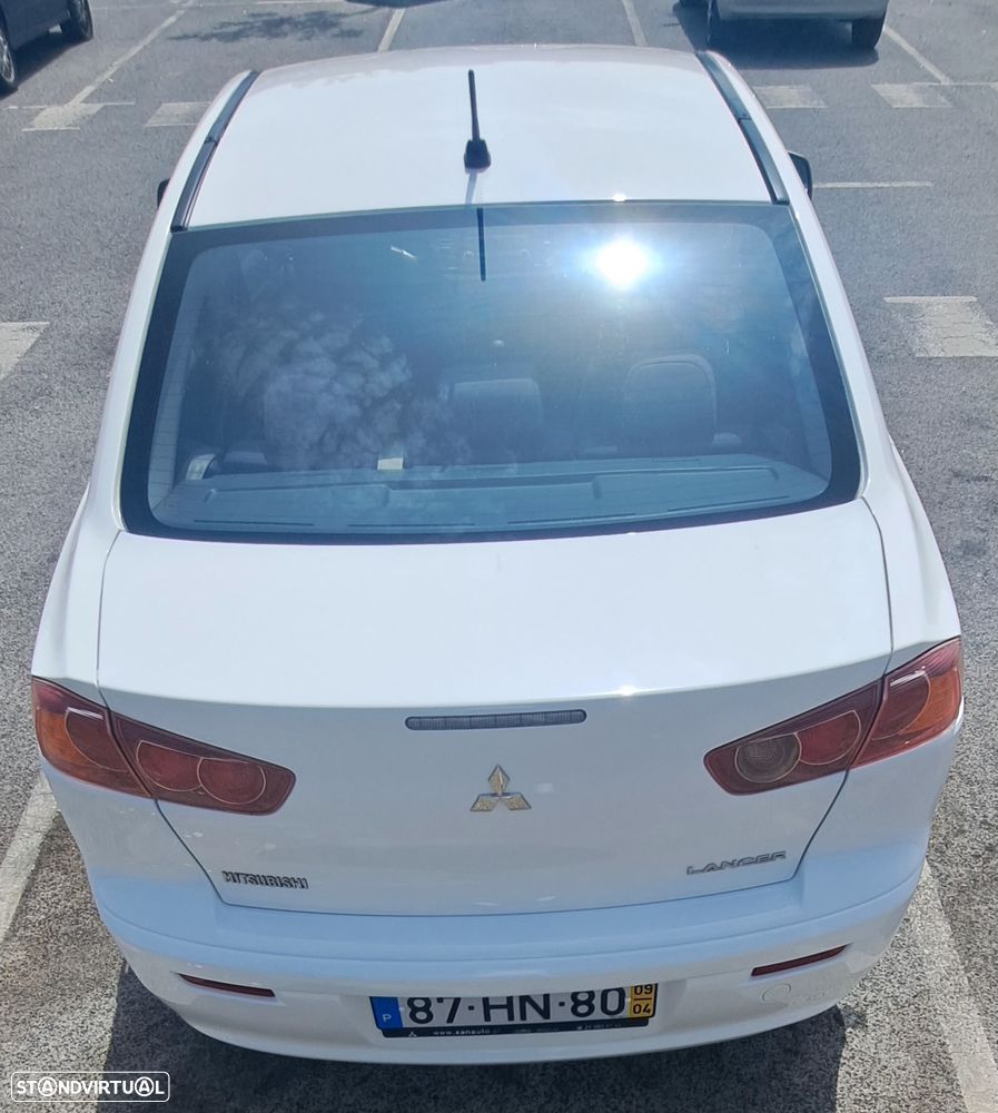 Mitsubishi Lancer 1.5 Invite - 7