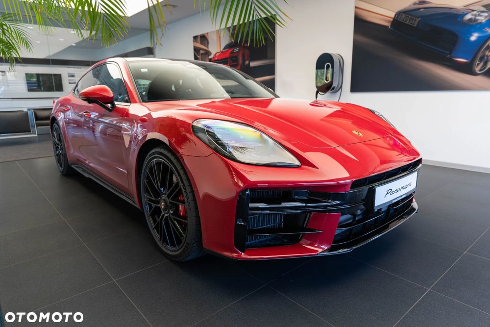Porsche Panamera GTS - 8