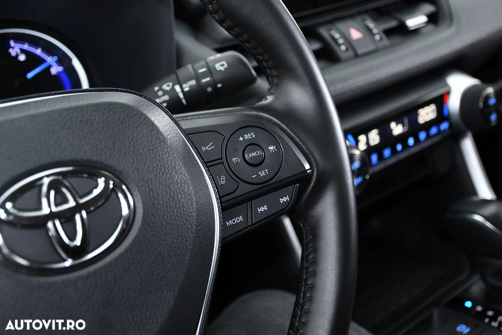 Toyota RAV4 - 21