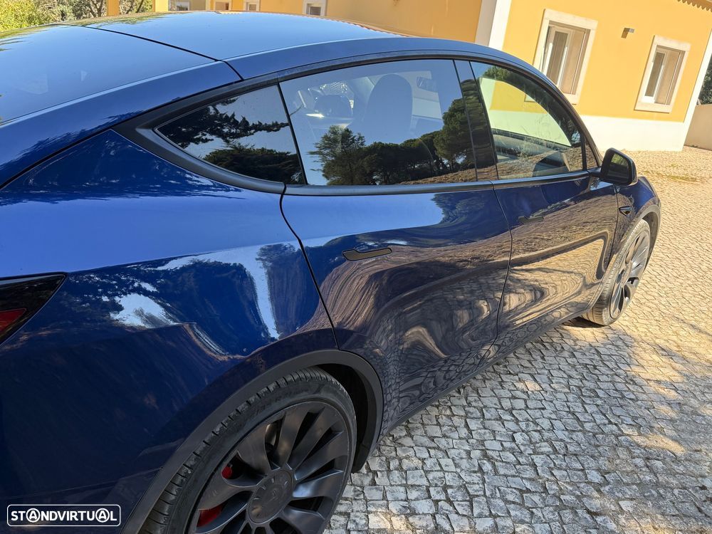 Tesla Model Y Performance Tração Integral - 4