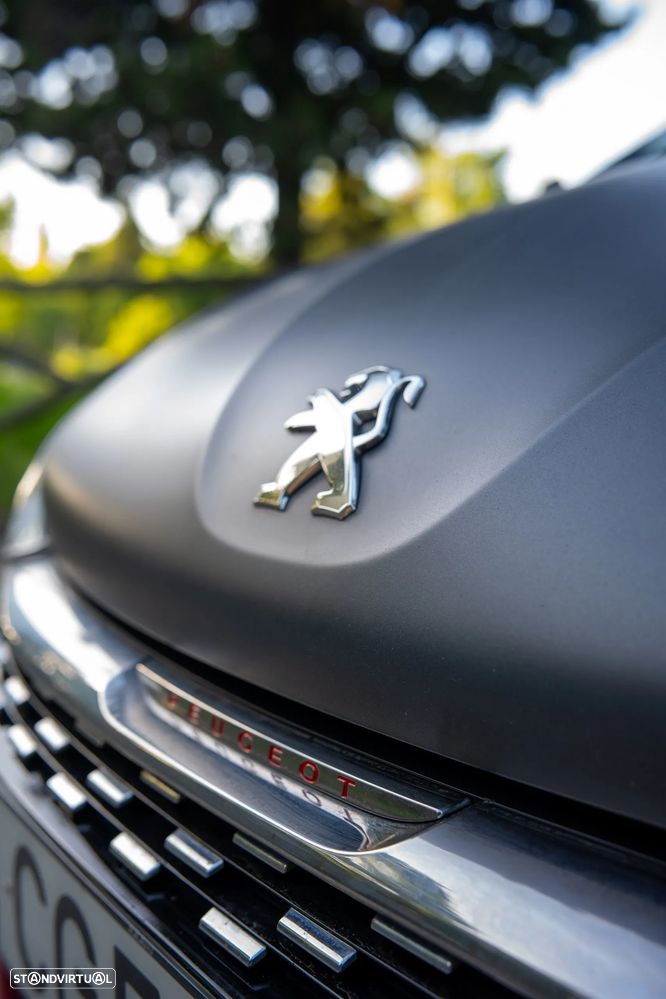 Peugeot 208 THP STOP & START GTi - 3