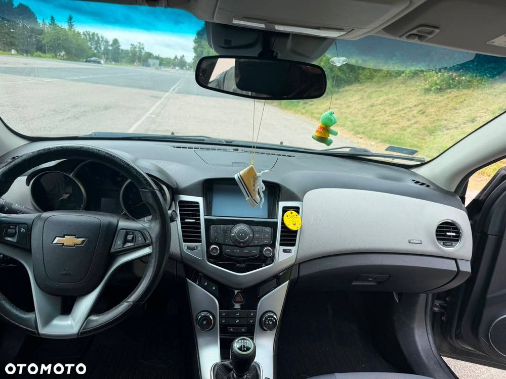 Chevrolet Cruze 1.8 Base - 7