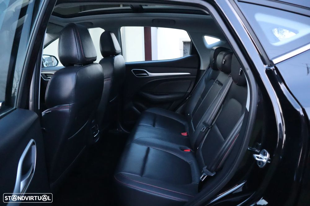 MG ZS EV 72.6 kWh Luxury - 26