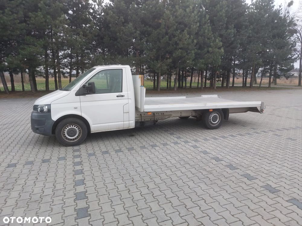 Volkswagen Transporter - 1