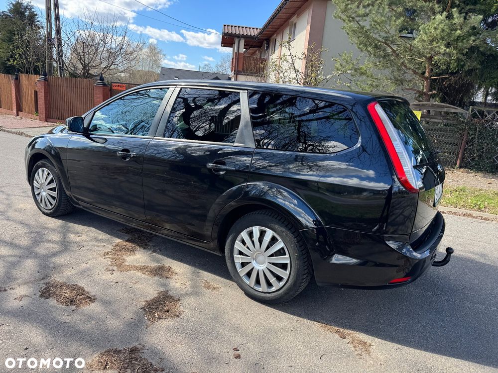 Ford Focus 1.8 FF Ambiente - 19