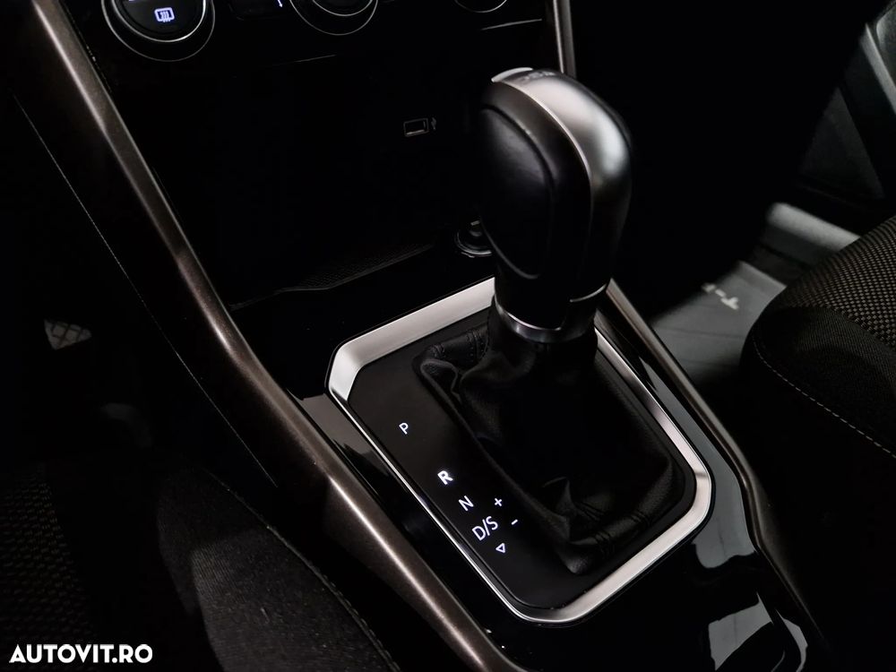 Volkswagen T-ROC 1.5 TSI DSG Design - 23