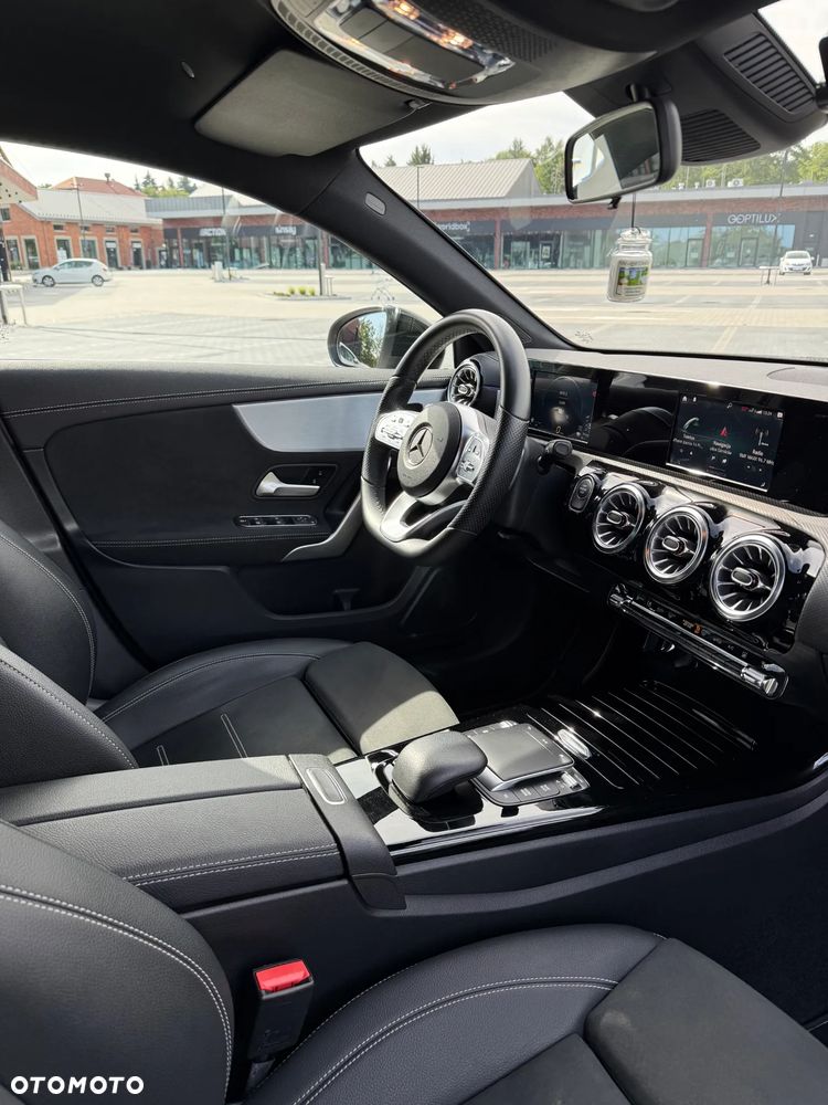 Mercedes-Benz Klasa A 250 e PHEV AMG Line 8G-DCT - 5