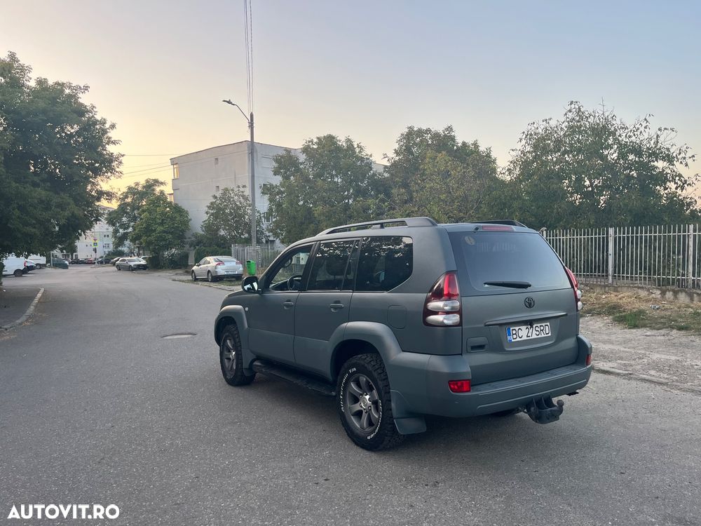 Toyota Land Cruiser 3.0 TD-4D Comfort - 3