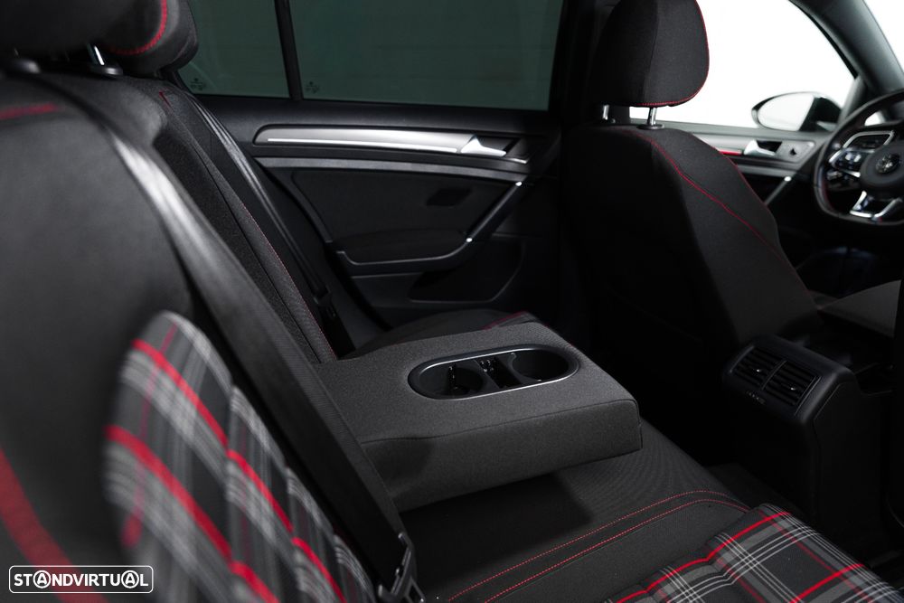 VW Golf GTI (BlueMotion ) DSG - 19