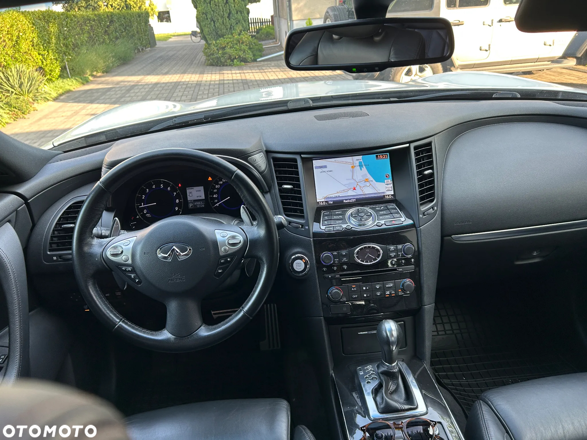 Infiniti QX70 3.7 S Premium - 12