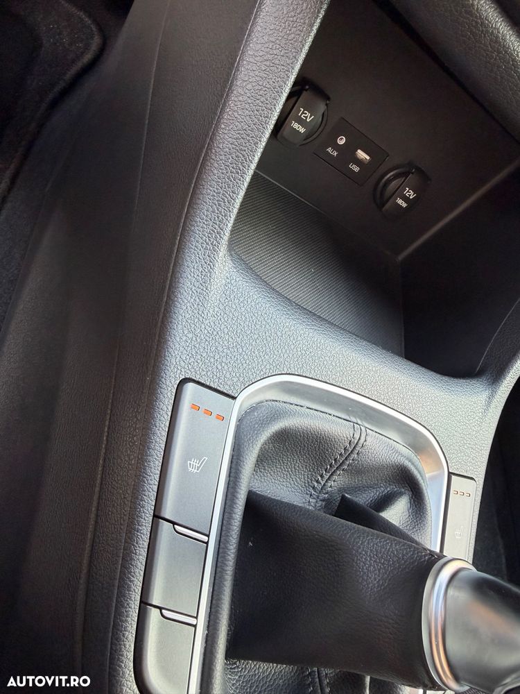 Hyundai i30 1.0 T-GDI Family - 13