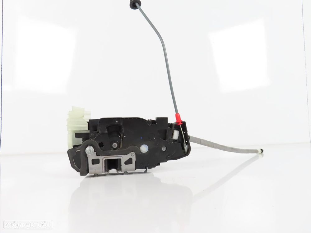 Fecho da porta Esquerdo/Trás Usado / Original MERCEDES-BENZ A-CLASS (W177) A0997... - 2