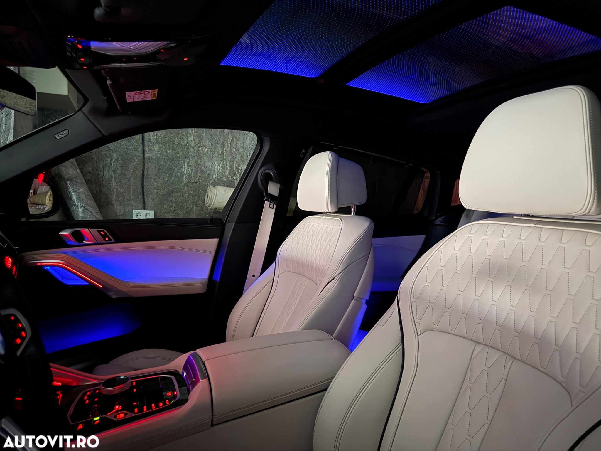 BMW X6 M M60i xDrive AT MHEV - 11