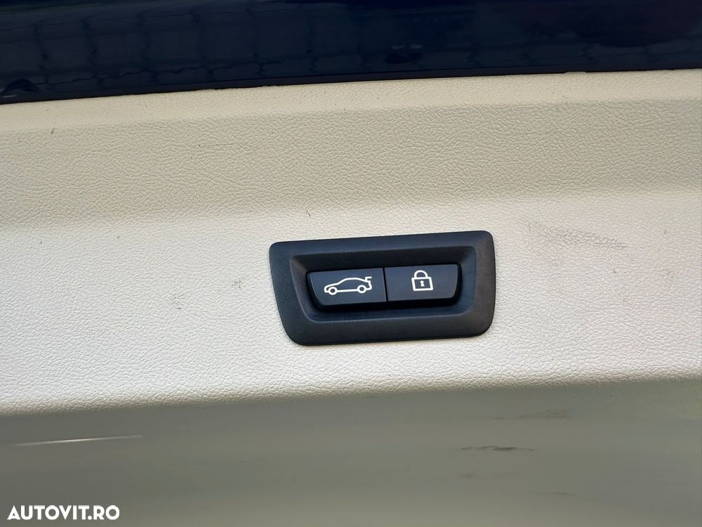 BMW X3 xDrive20d AT xLine - 34