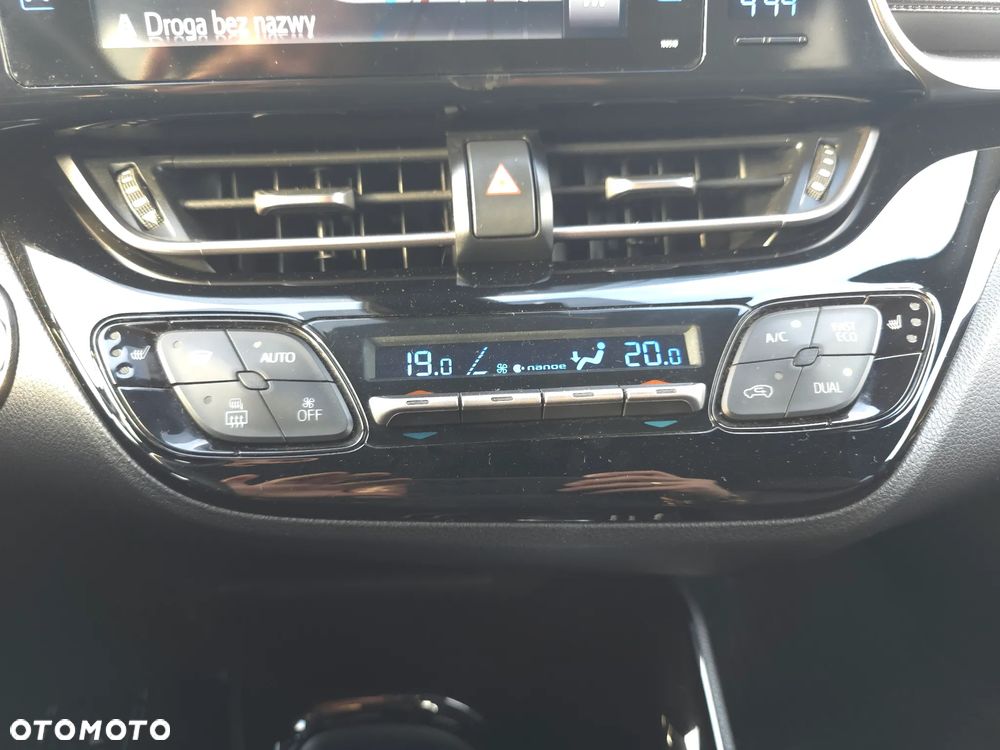 Toyota C-HR 1.8 Hybrid Prestige - 29