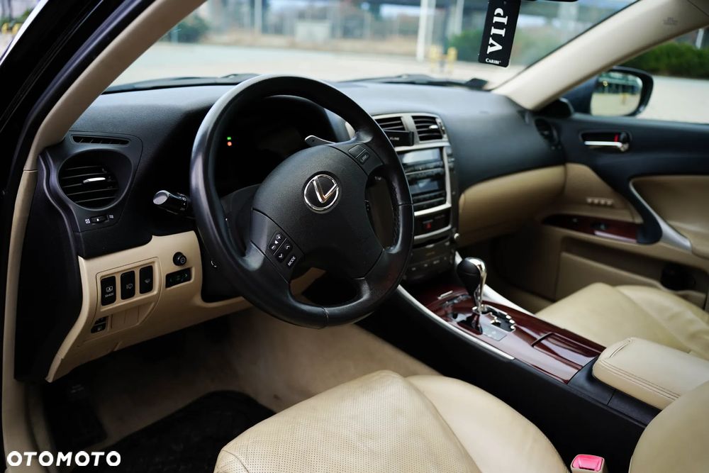 Lexus IS 250 Elegance - 6