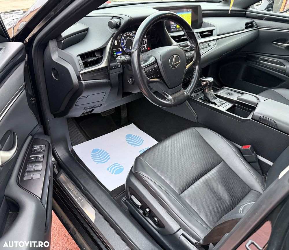 Lexus Seria ES 300h Executive Line - 35