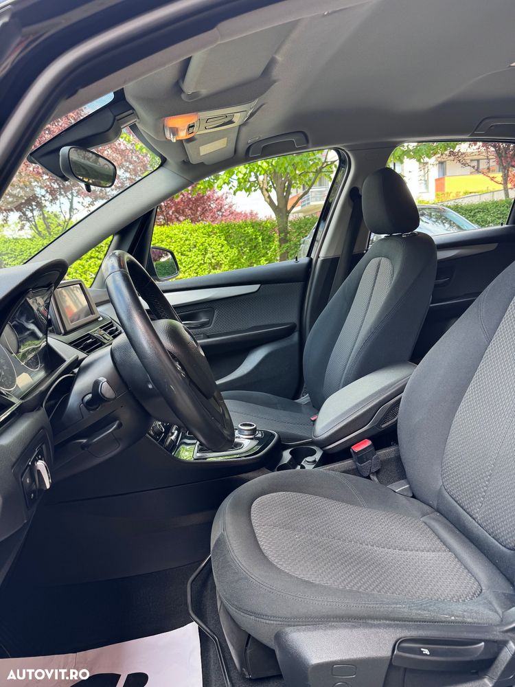 BMW Seria 2 216d Aut. Luxury Line - 26