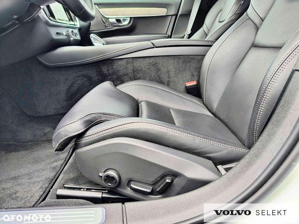 Volvo S90 - 13