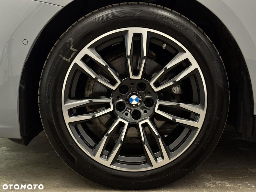 BMW Seria 5 - 13