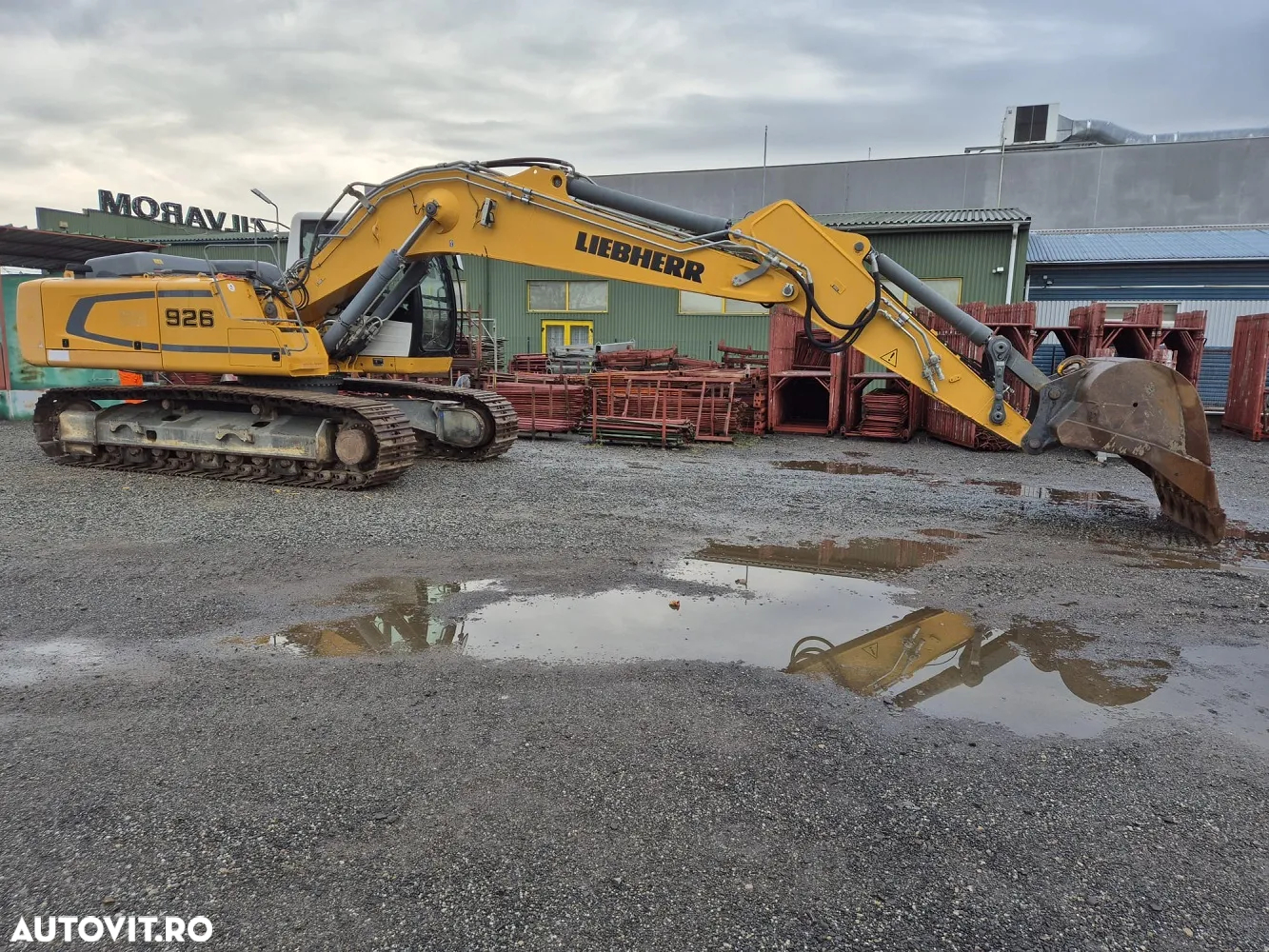 Liebherr R926LC - 13