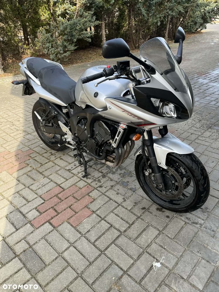 Yamaha FZ6 - 5