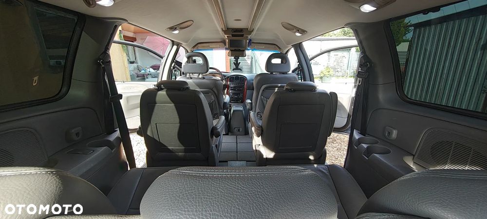 Chrysler Grand Voyager 2.8 CRD Limited S&G - 25