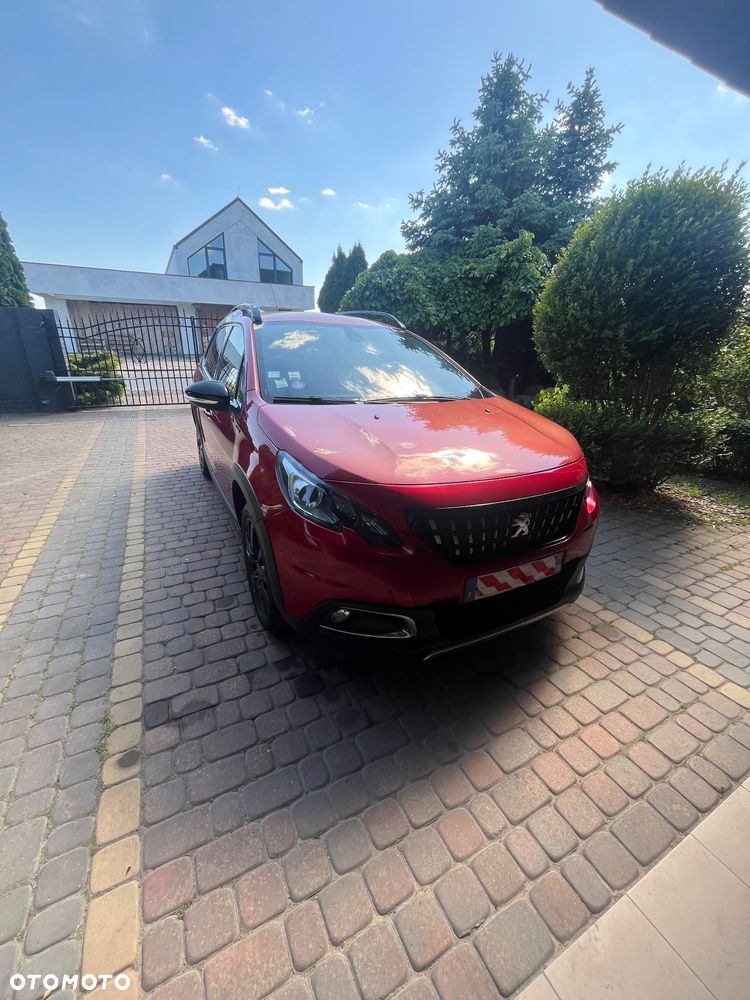 Peugeot 2008 PureTech 110 Stop&Start GT-Line Edition - 4