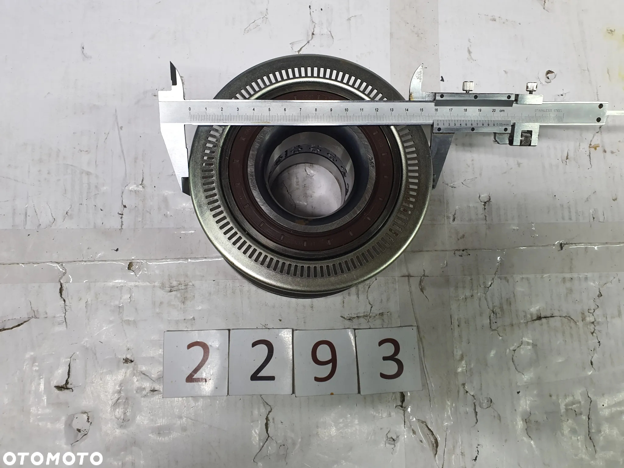 Zestaw łożysk koła Iveco EuroCargo EuroFire 7187043 42559174 SKF VKBA5422 - 3