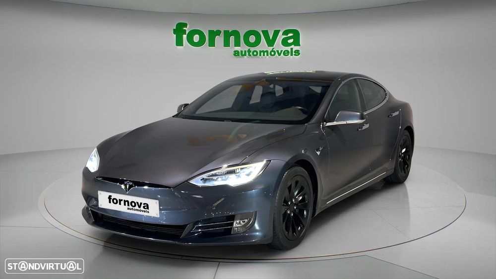 Tesla Model S - 2