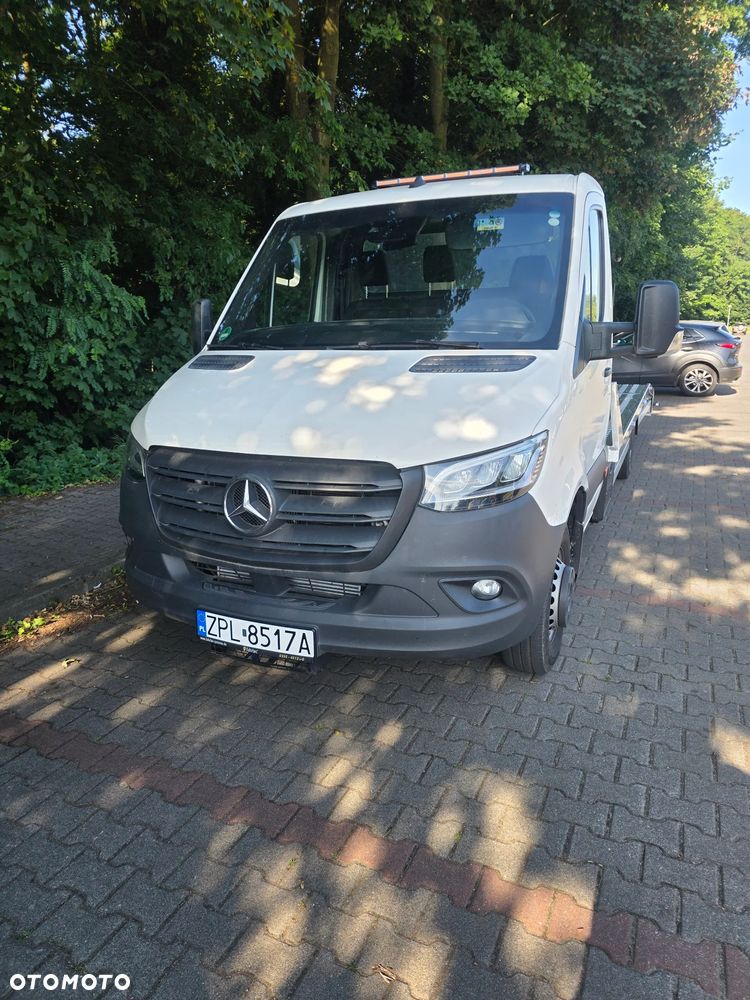 Mercedes-Benz Sprinter - 20
