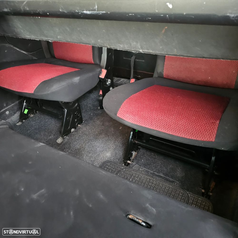 Fiat Doblo 1.3 M-Jet 7L Start&Stop - 24