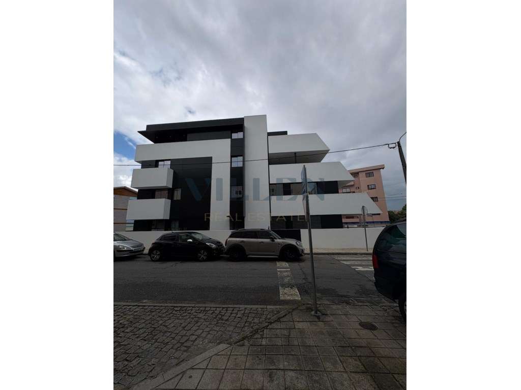 APARTAMENTO T1 | EDIFÍCIO BISMARK - Grande imagem: 2/25