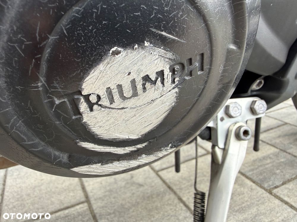 Triumph Street Triple - 13