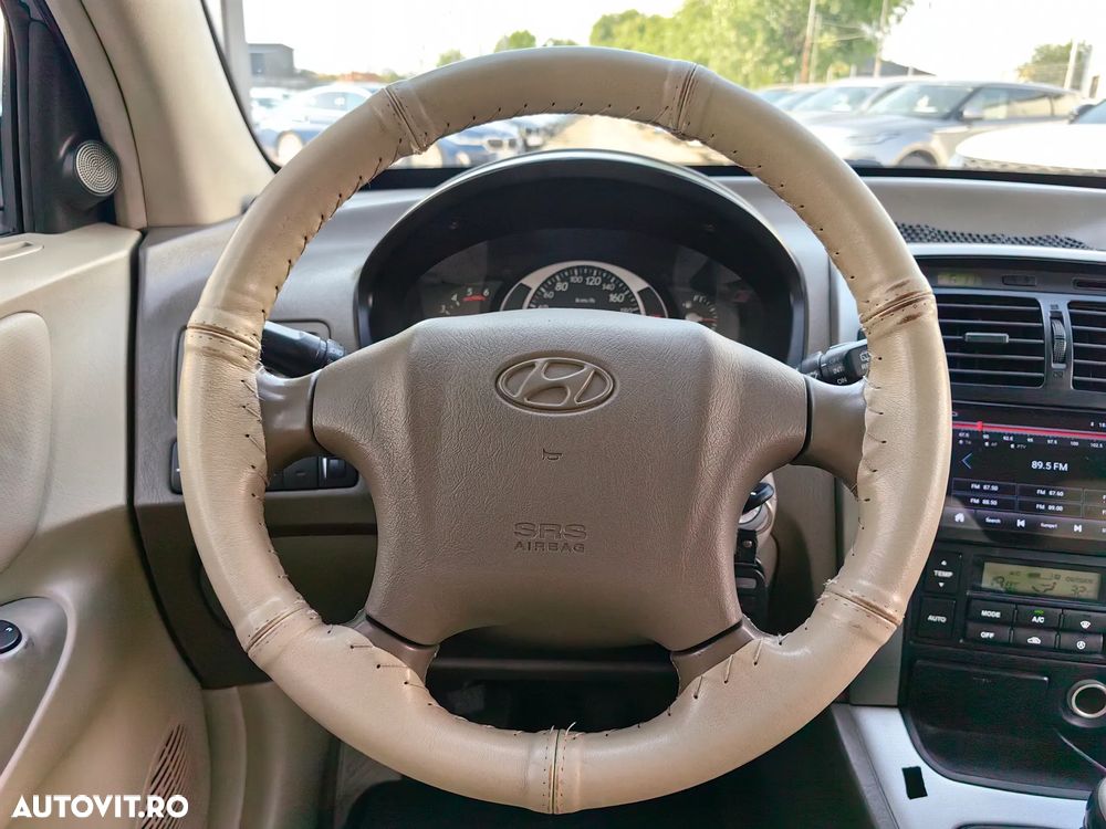 Hyundai Tucson 2.0 CRDI VGT 4WD - 22
