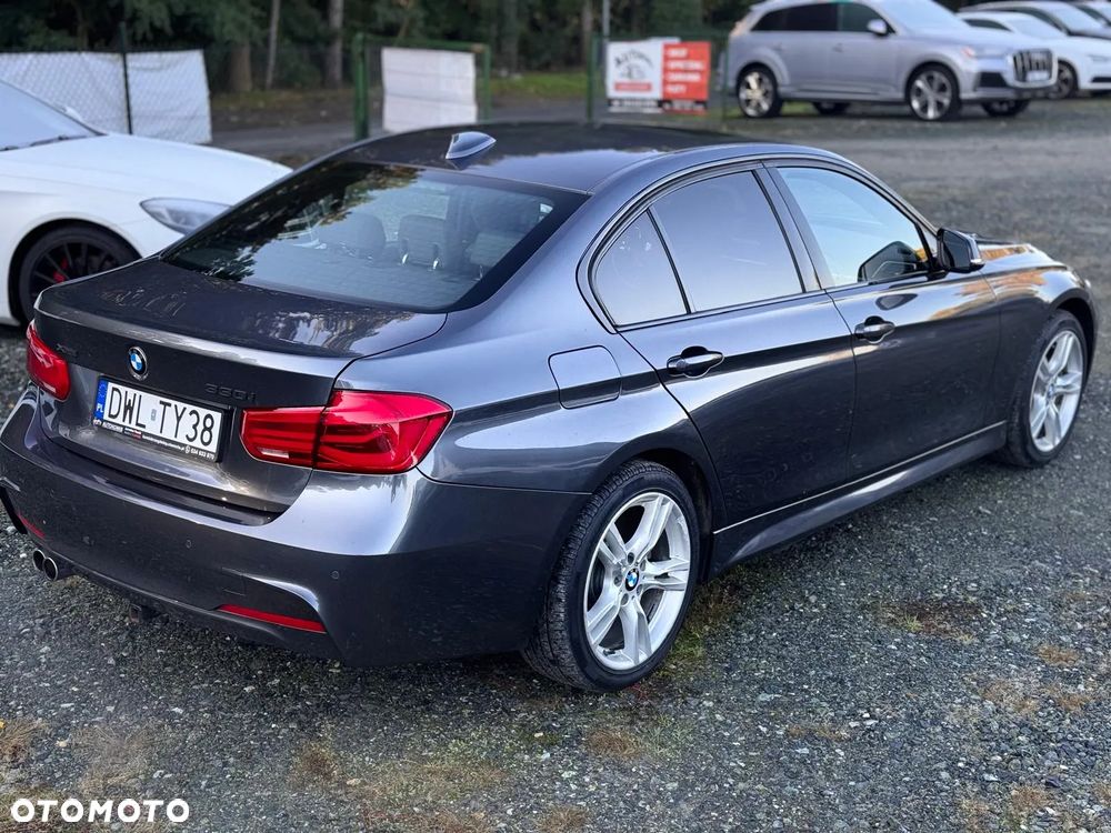 BMW Seria 3 330i GPF xDrive M Sport - 12