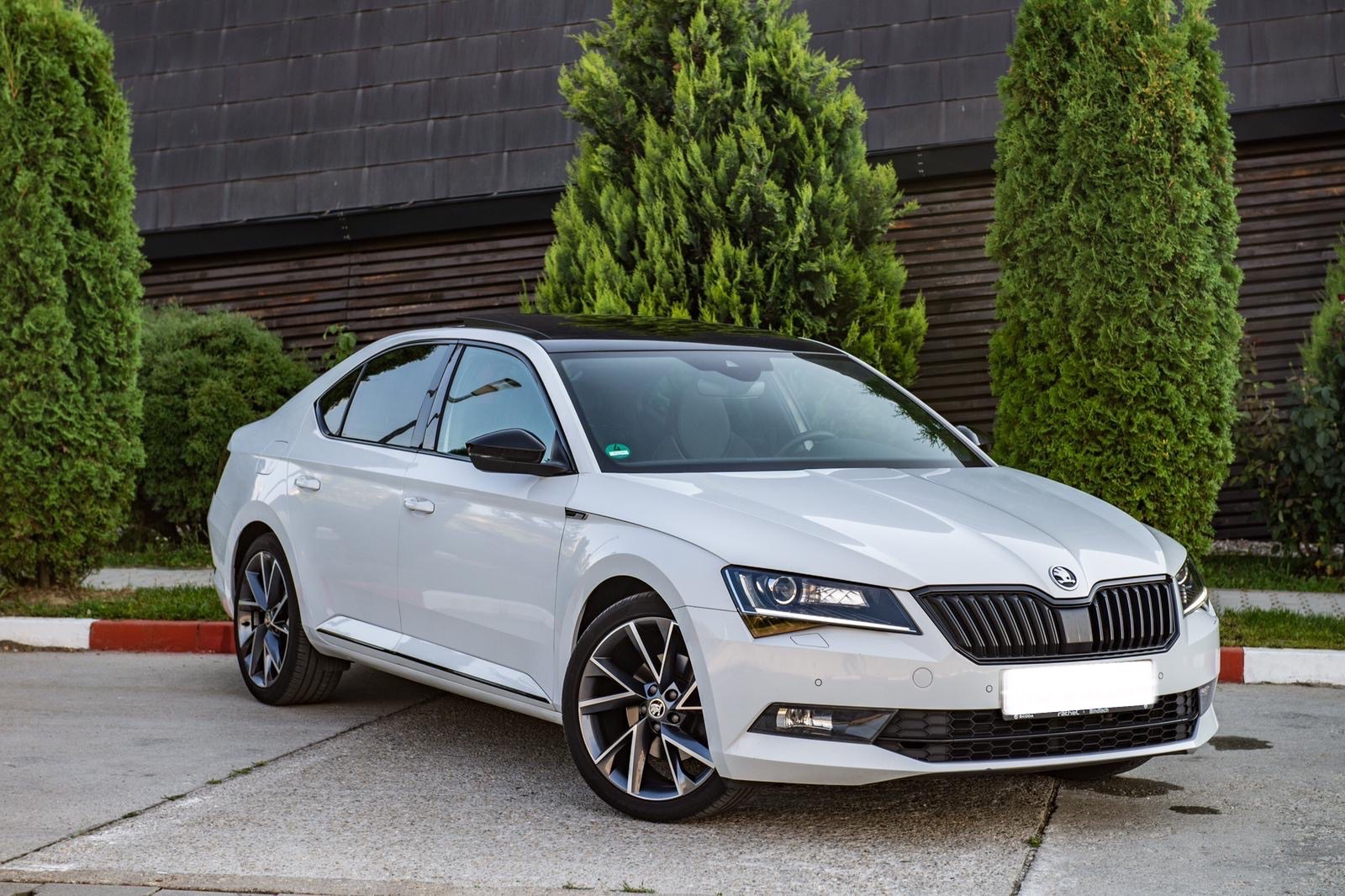 Skoda Superb 2.0 TDI DSG Sportline - 14