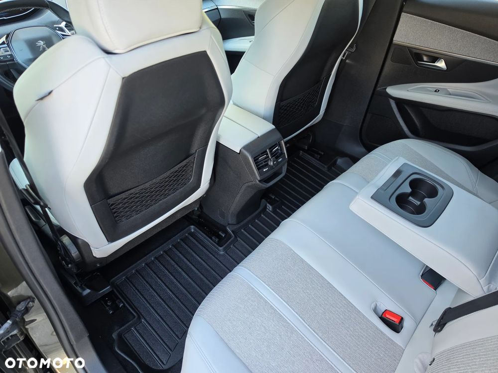 Peugeot 3008 BlueHDi 180 Stop & Start EAT8 Crossway - 28