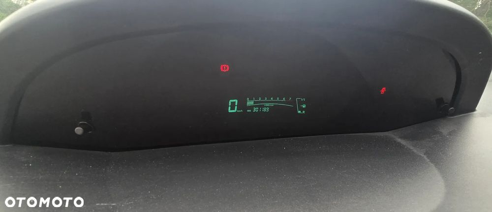 Toyota Yaris 1.0 Luna - 8