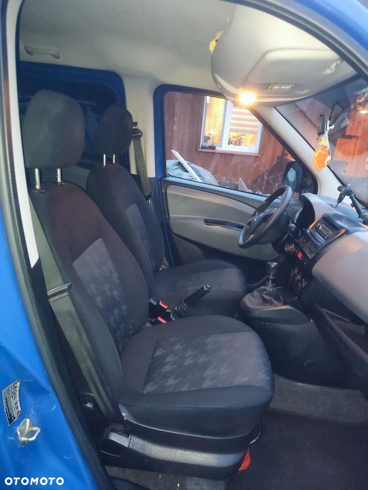 Opel Combo Tour L1H1 - 23